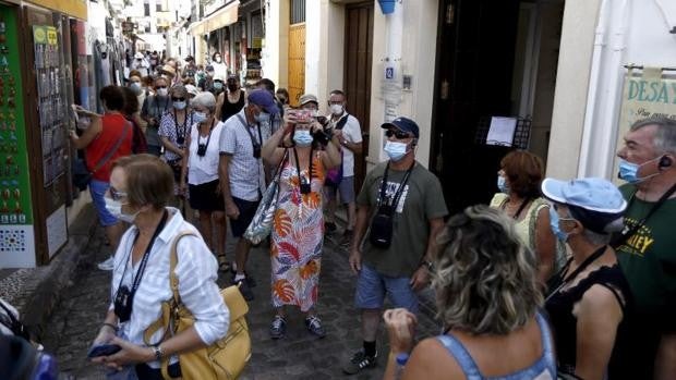 Puente de Todos los Santos | La lluvia rebaja la previsión de ocupación hotelera en Córdoba un 10%