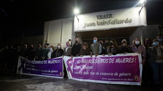 Activada la atención psicológica a los huérfanos de la mujer asesinada en San Roque y su entorno educativo