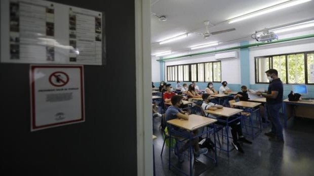 Por segunda semana consecutiva no hay ningún centro escolar cerrado por Covid en Andalucía
