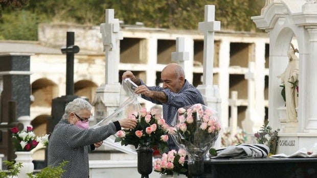 Las muertes por tumores triplicaron las causadas por el Covid durante 2020 en Andalucía