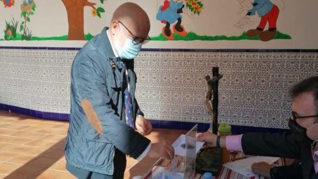 José Antonio Pérez, elegido nuevo hermano mayor de la cofradía de Jesús Nazareno de Córdoba