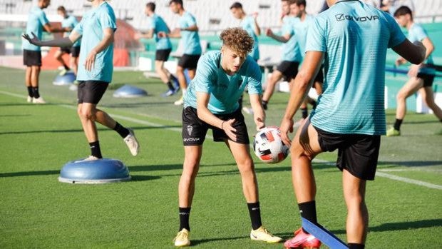 Córdoba CF - Sevilla FC | El precio de las entradas para los socios parte de 15 euros y la visitante, a 30