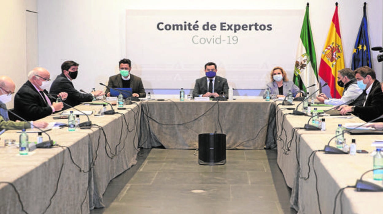 Imagen de archivo de una reunión del comité de expertos