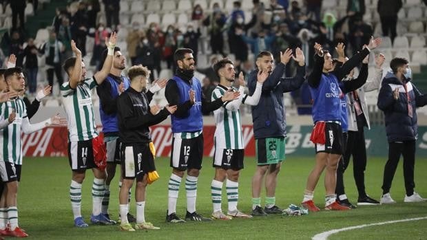 El excelente rendimiento en las ‘Copas’ refuerza el trayecto del Córdoba CF hacia el ascenso