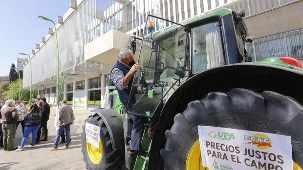 El campo de Córdoba convoca una manifestación para el martes 21: «La situación es ruinosa»