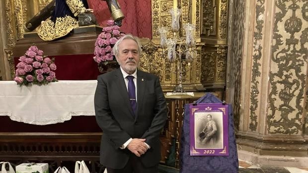 Manolete y Jesús Caído: las fotos inéditas del legendario torero como hermano mayor