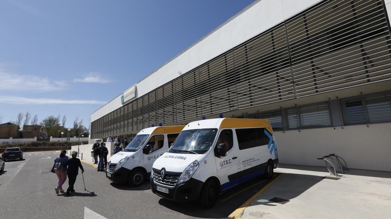 Imagen del hospital comarcal de Montilla, al que ha sido trasladada una mujer por inhalación de humo