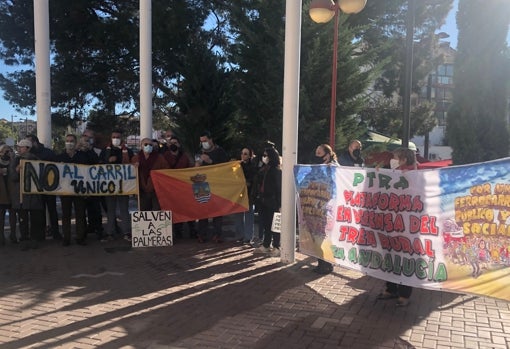 Manifestación en Benalmádena contra la supresión de trenes