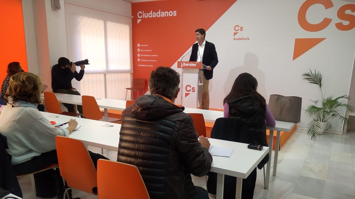 El coordinador de Ciudadanos y candidato a la Presidencia de la Junta, Juan Marín, este miércoles en la sede regional de su partido