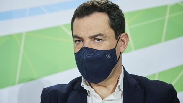 Juanma Moreno: «Recomiendo usar mascarilla «en interior y exterior» contra el Covid