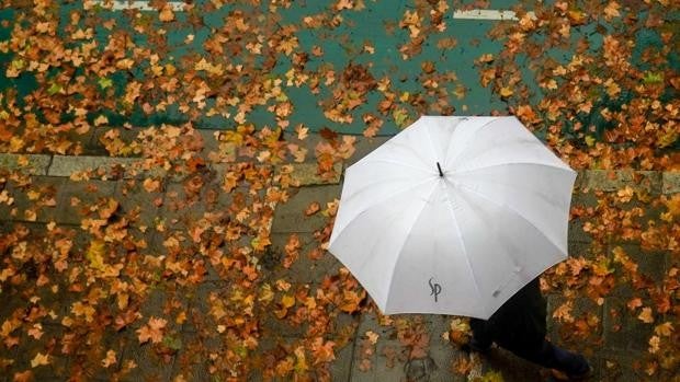 La Nochebuena llega con riesgo por lluvias en Cádiz, Sevilla y Málaga