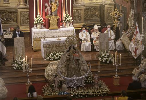 La Virgen del Carmen, en veneración en San Cayetano