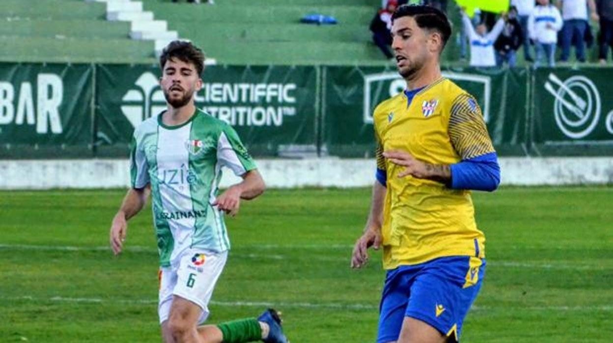 El Antequera-Vélez que acabó con 3-1 en el campo y 0-3 en los despachos por alineación indebida