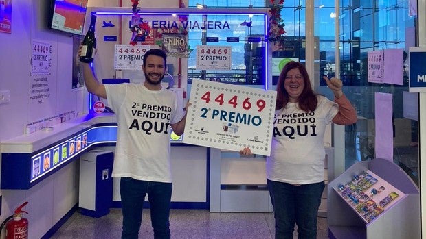 Rafael Galdón, uno de los loteros que vendió el segundo premio en Málaga: «Nadie quería ese número»