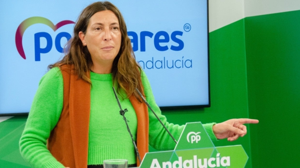 El PP pide a Espadas que deje de «embarrar» la vida política con la pandemia