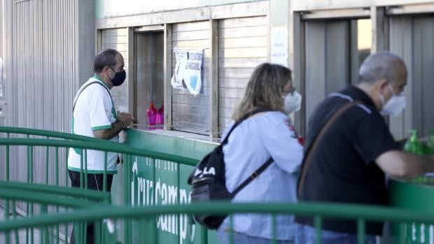 El Córdoba CF fleta un autocar a Cádiz para los abonados por 6 euros