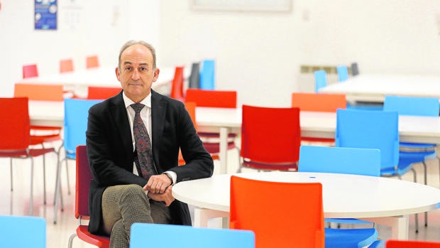 Gabriel Pérez Alcalá, rector de la Loyola: «No me gusta el modelo 'bazar' de universidades»