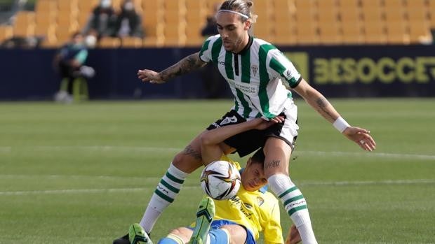 Las notas de los jugadores del Córdoba CF ante el Cádiz B