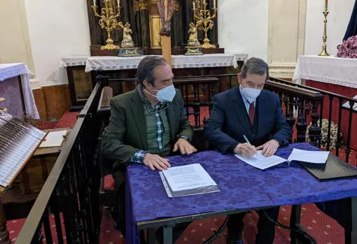 Salvador Guzmán y Alberto Villar firman el convenio