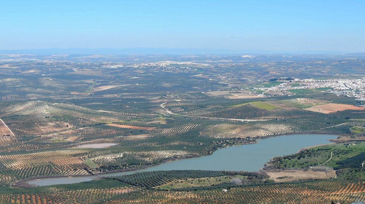 Vista aérea de la Laguna de Zóñar, en Aguilar de la Frontera