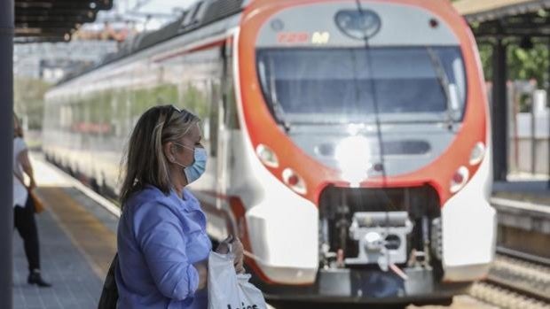 La Junta proyecta su propio servicio de tren exprés para conectar en una hora las capitales andaluzas