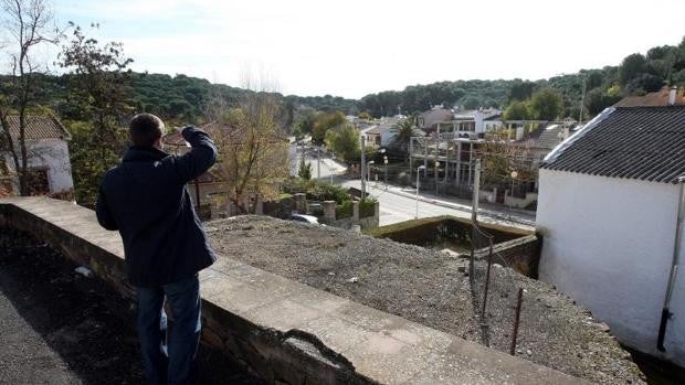 Condenado a 6 años de cárcel por acuchillar a dos vecinos en la barriada de Trassierra de Córdoba