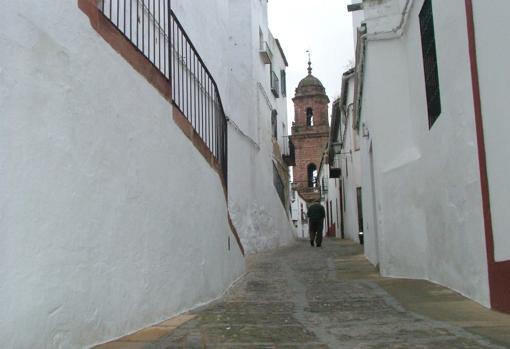 Una escarpada calle del Casco