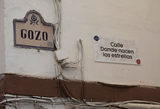 Calle Donde Nacen las estrellas en sustitución de la calle Gozo