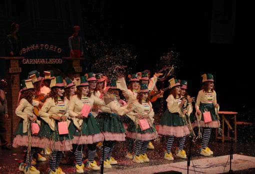 Carnaval de Córdoba 2022 | Semifinales: &#039;Reypublicanos’ y majaretas cantando coplas