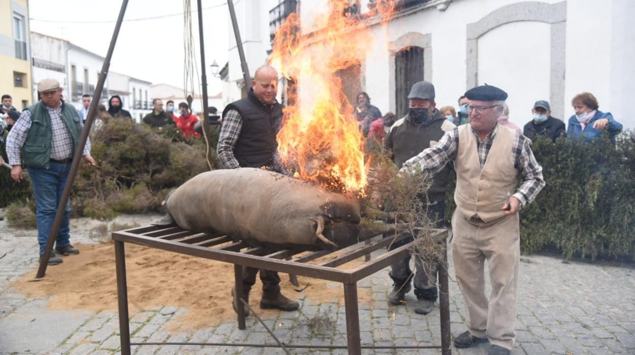 Un momento de la Fiesta de la Matanza en Alcaracejos