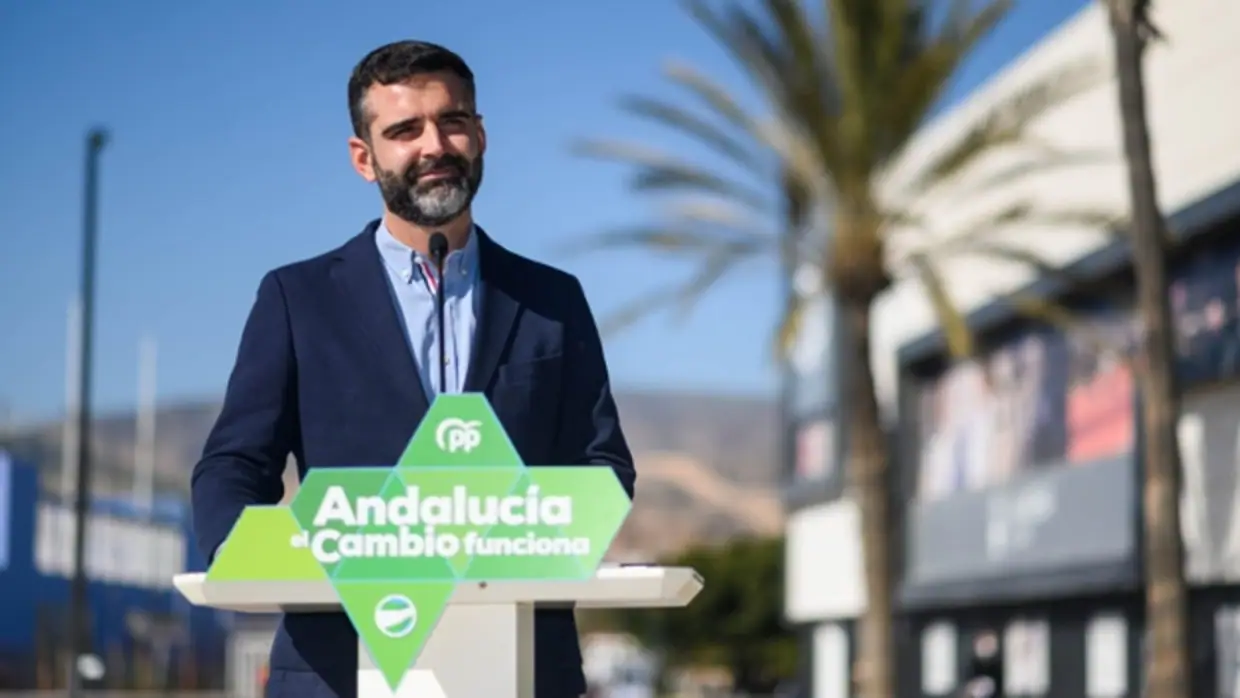El portavoz del PP Andalucía y alcalde de Almería, Ramón Fernández-Pacheco