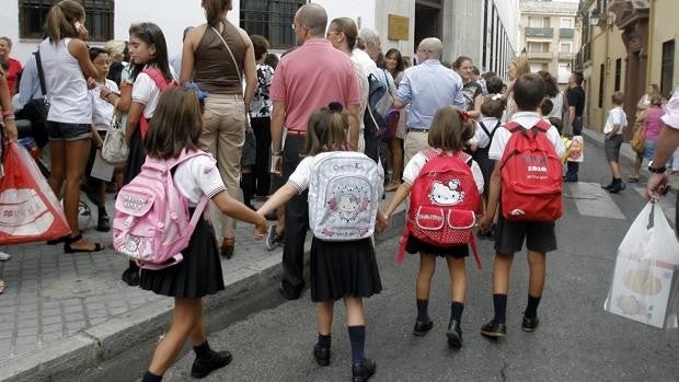 Los colegios de Córdoba tendrán en una década 820 alumnos nuevos menos