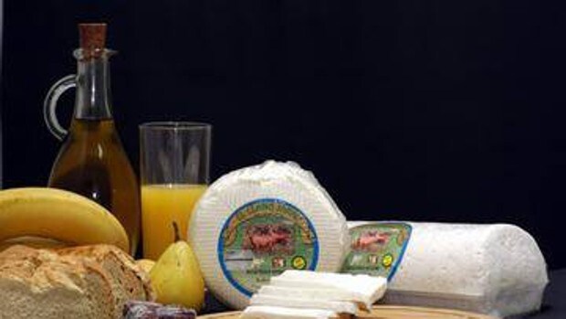 Alerta alimentaria en Málaga por la presencia de listeria en varios quesos elaborados en Álora