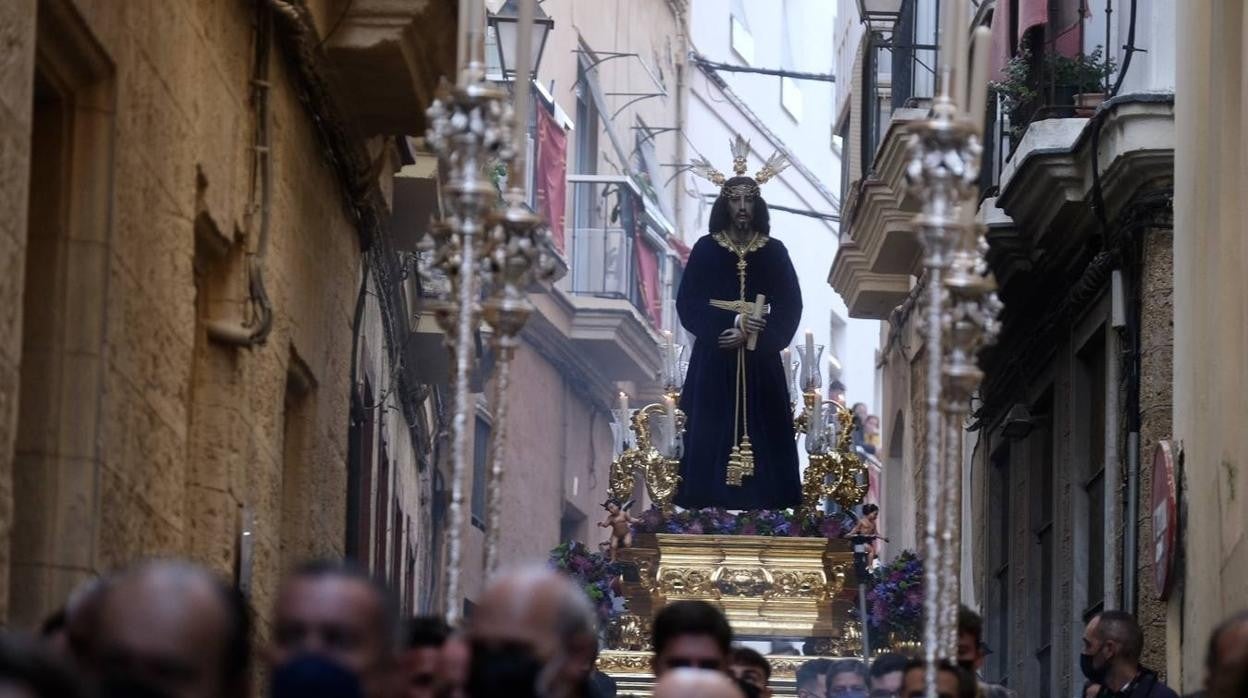 Nuestro Padre Jesús de la Sentencia fue trasladado el viernes a la Catedral de Cádiz