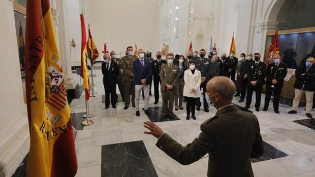 Una exposición recorre la historia de la bandera de España en el Oratorio San Felipe Neri de Córdoba