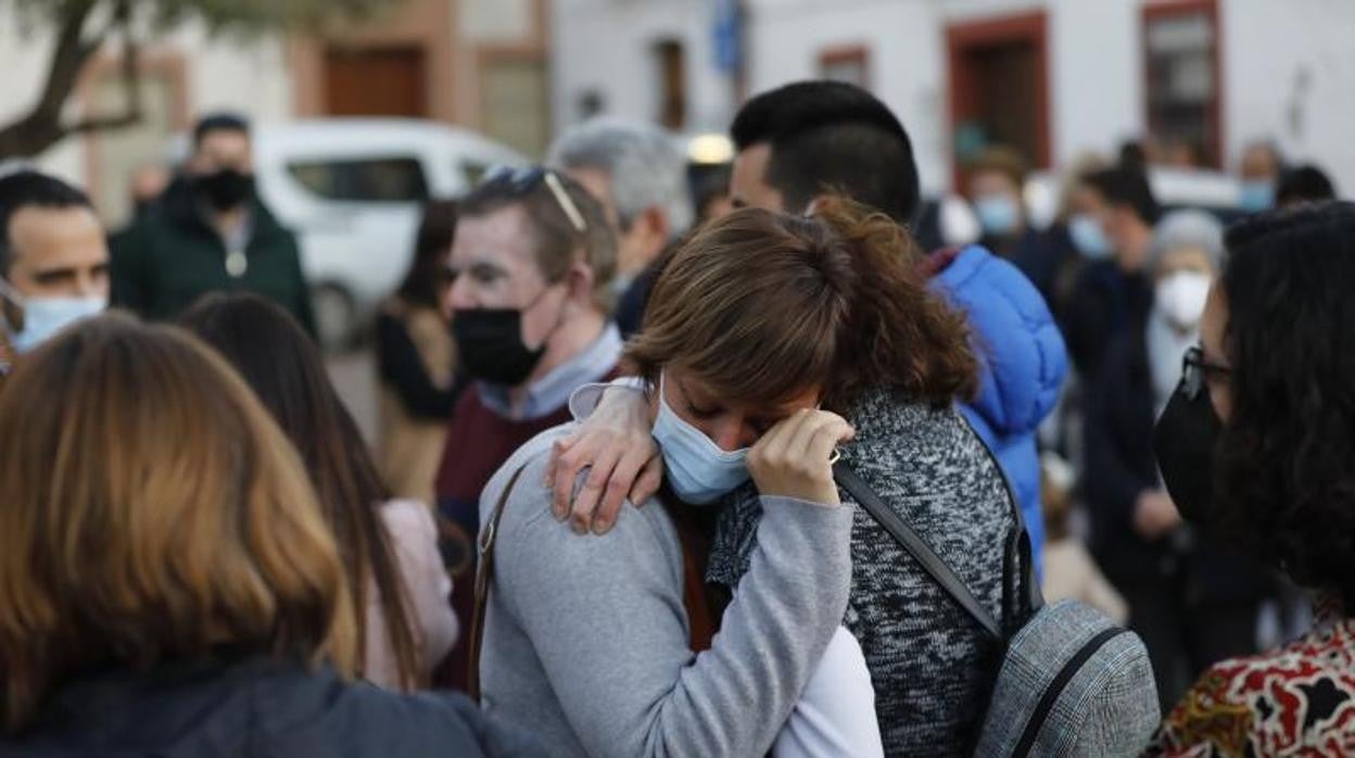 Vecinos de Pedro Abad en Córdoba se lamentan por la okupación de sus viviendas