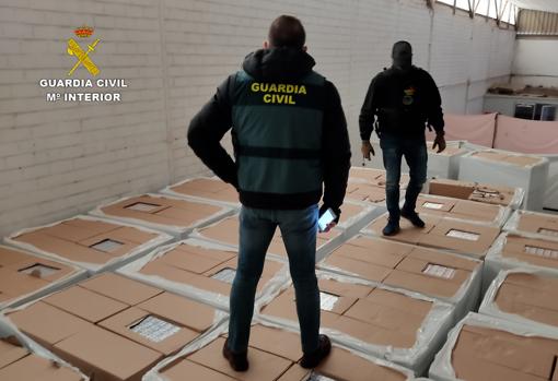 La Guardia Civil sitúa a Córdoba como una «provincia de riesgo» en el contrabando de tabaco en España