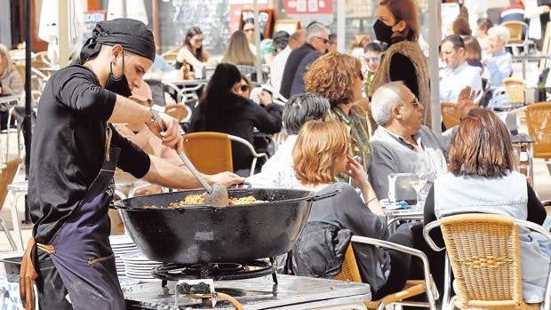 Bares y restaurantes de Andalucía confían en volver a tener una primavera clave para sus ventas
