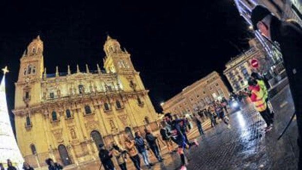 10.000 atletas participarán el 26 de marzo en la carrera nocturna de San Antón de Jaén