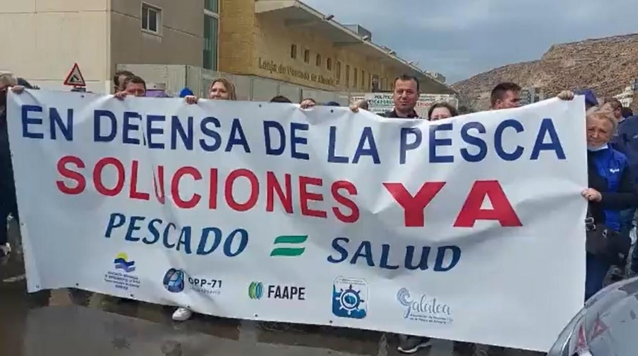 La manifestación se ha celebrado en el Puerto de Almería.