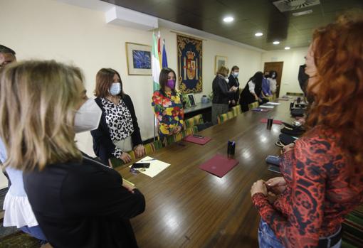 Reunión de autoridades y representantes de asociaciones en la mañana del jueves