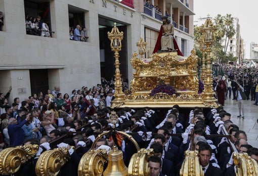 Santo Cristo Coronado de Espinas