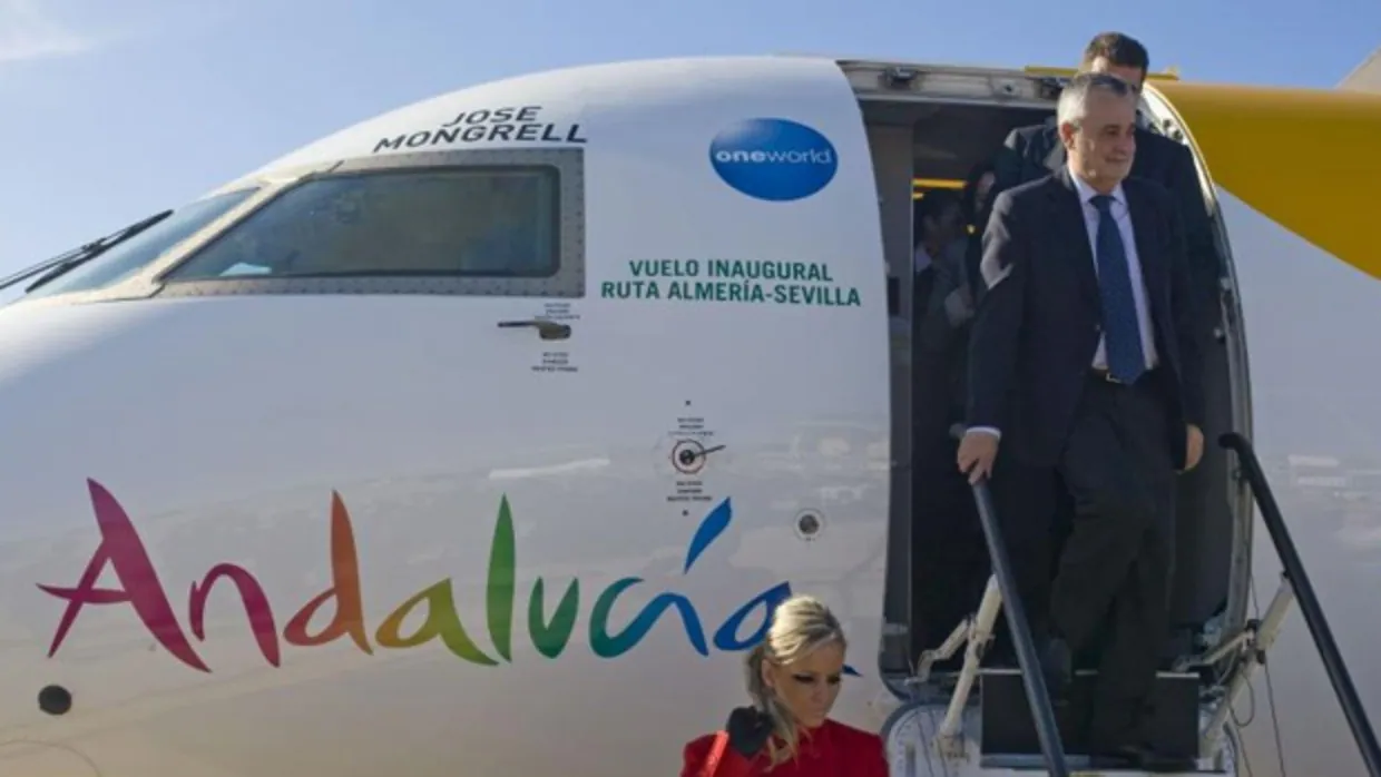El vuelo inaugural de la conexión Sevllla-Almería fue el 15 de enero de 2010