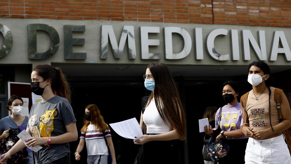 (Video) 'Córdoba, al punto' | Más plazas para Medicina por favor