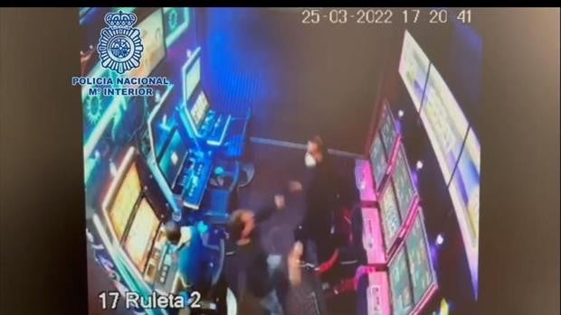 A prisión en El Ejido por apuñalar a un hombre por una deuda de juego de 20.000 euros