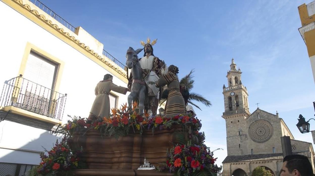 La Borriquita sale de San Lorenzo en el Domingo de Ramos de 2019