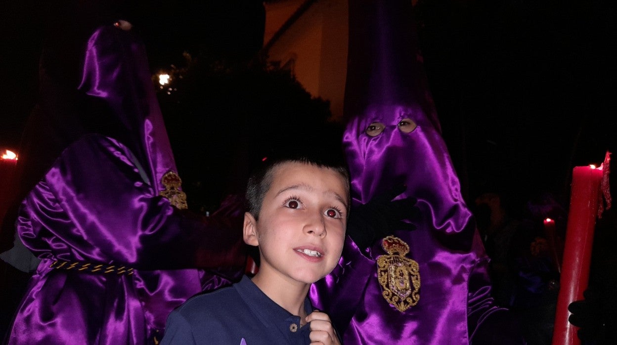 Pedro, en una de las procesiones sevillanas