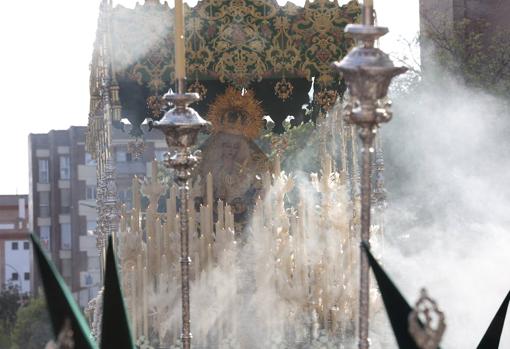 Palio de la Esperanza del Valle, por primera vez en procesión