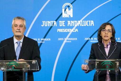 Con el presidente Griñán, en su etapa de ministra