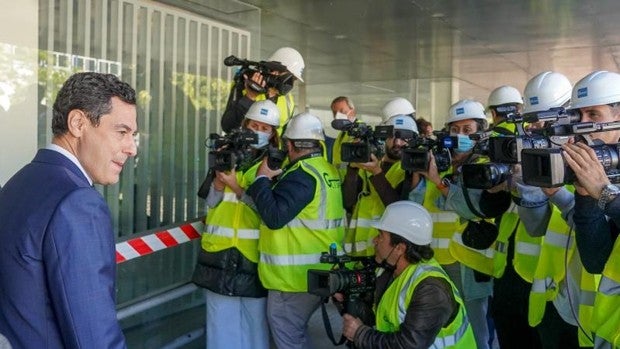 Las claves que Moreno ha barajado para convocar las elecciones andaluzas el domingo 19 de junio